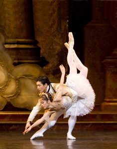 Nao Sakuma as Princess Aurora and Chi Cao as Prince Florimund in The Sleeping Beauty - Bill Cooper